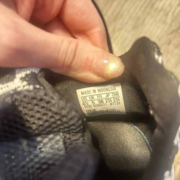 Adidas Leopard sneakers - Picture 5 of 5